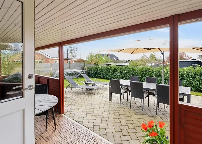 Safina - 100m From The Sea By Interhome *