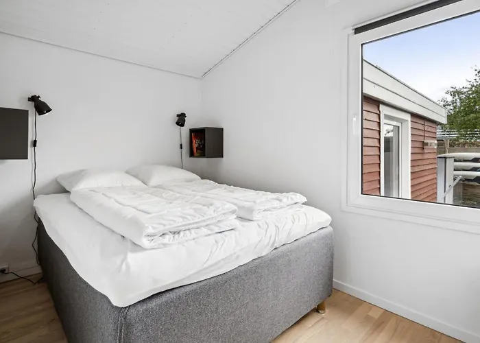 Safina - 100m From The Sea By Interhome *