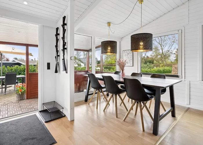 Safina - 100m From The Sea By Interhome *